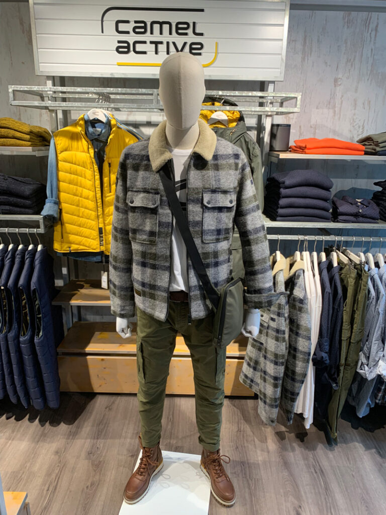 camel active store waren müritz Schaufenster