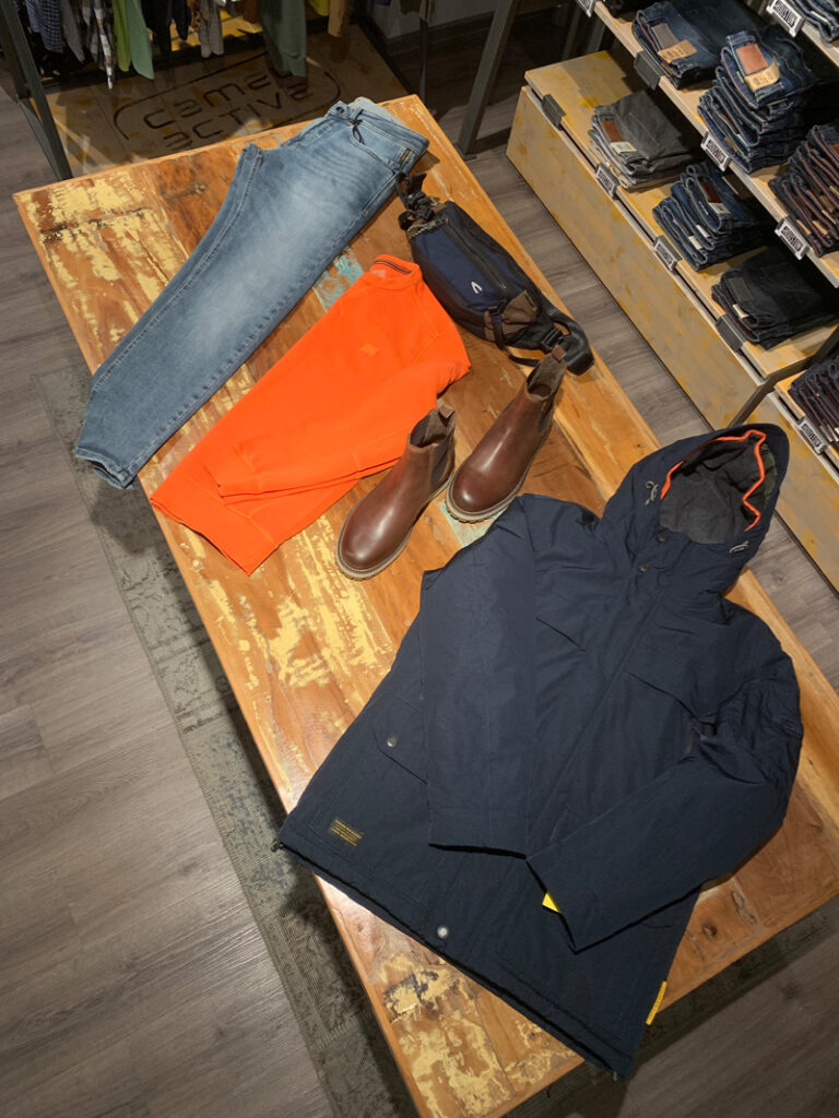 camel active store waren müritz Schaufenster
